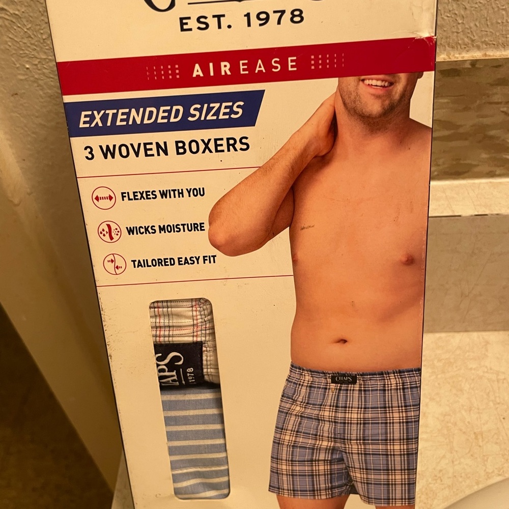 Mens chaps 3xl woven boxers . New in box